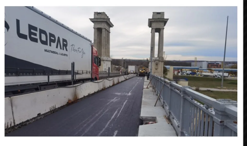 Manufacturing of railings for the Danube Bridge